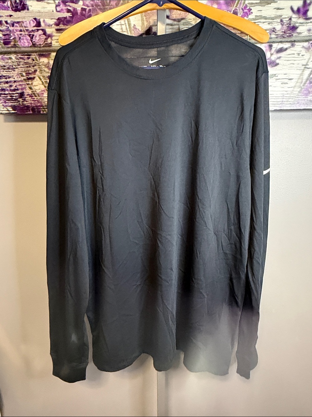 Nike Black Long-Sleeve Crew Tee Dri Fit with Subtle Swoosh NWOT size XL